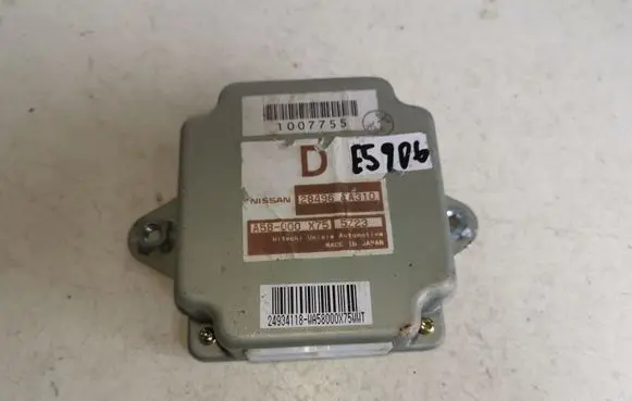 Nissan Navara D40 Other control units/modules 28496EA310