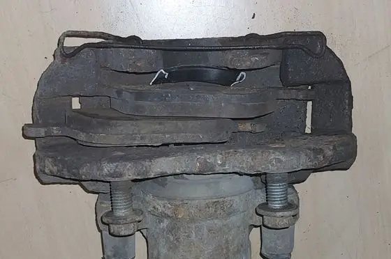 Volvo V50 Front brake caliper