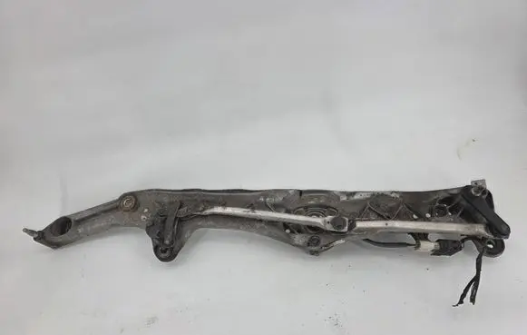 BMW 7 E38 Front wiper linkage and motor 3397020373