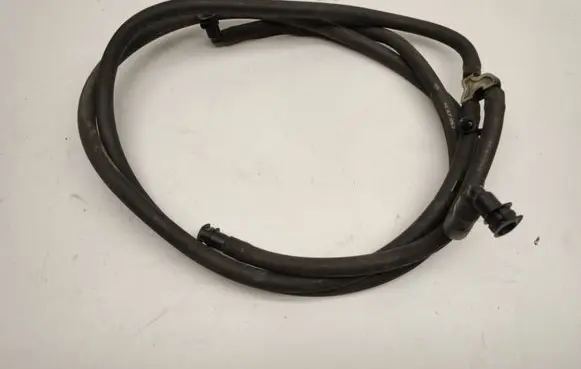 Mercedes-Benz CLS C219 Windshield washer fluid hose A2198600092