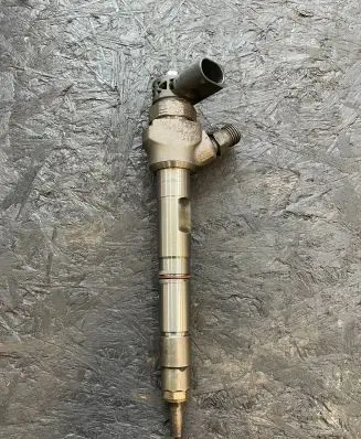 Audi A6 S6 C7 4G Fuel injector 04L130277AE