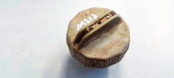 Mazda 323 Fuel tank cap
