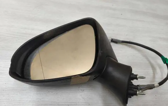 Toyota Avensis T270 Front door electric wing mirror 026983