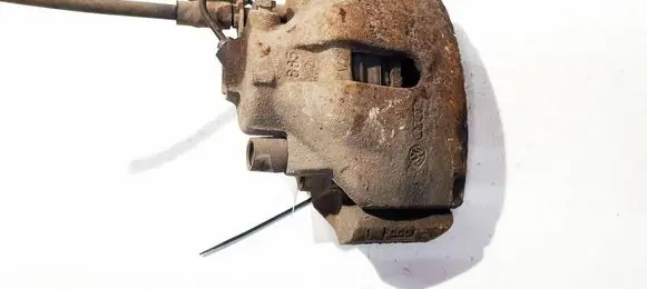 Volkswagen PASSAT B5.5 Front brake caliper 