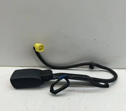 Subaru Outback (BS) Front seatbelt buckle E034501