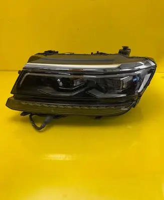 Volkswagen Tiguan Headlight/headlamp 5NN941113C