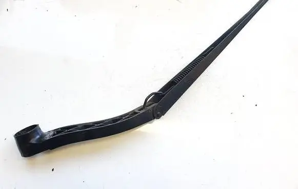 Opel Insignia A Front wiper blade arm 13227400