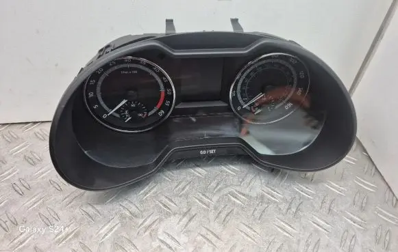 Skoda Octavia Mk3 (5E) Speedometer (instrument cluster) 5E0920959B A2C94801201