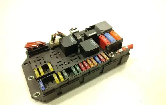 Fuse box set