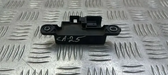 Honda CR-V Aerial antenna amplifier 38387TF0003