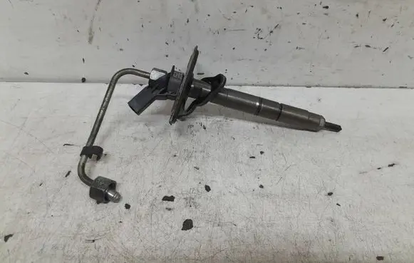 Audi A6 S6 C6 4F Fuel injector 059130277AJ 07082703130 0445150542122