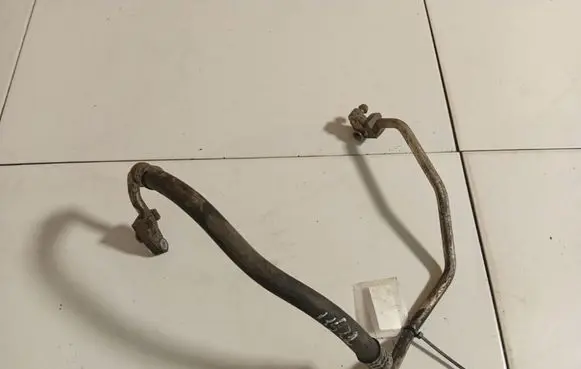 Toyota Auris 150 Air conditioning (A/C) pipe/hose