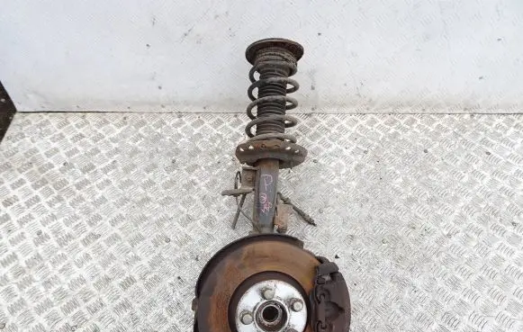 Volvo V60 Front wheel hub spindle knuckle