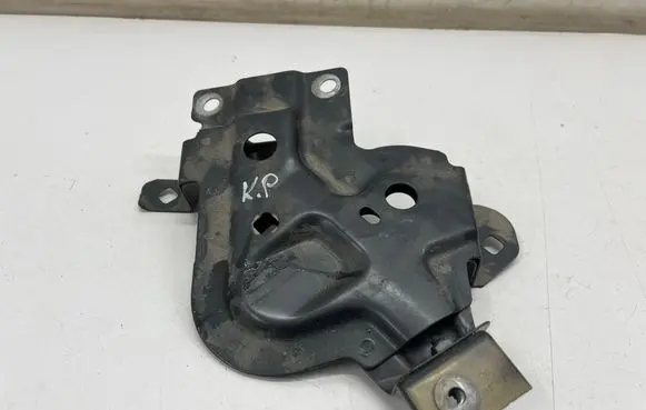 Audi Q8 e-tron Fender mounting bracket 4KE821149