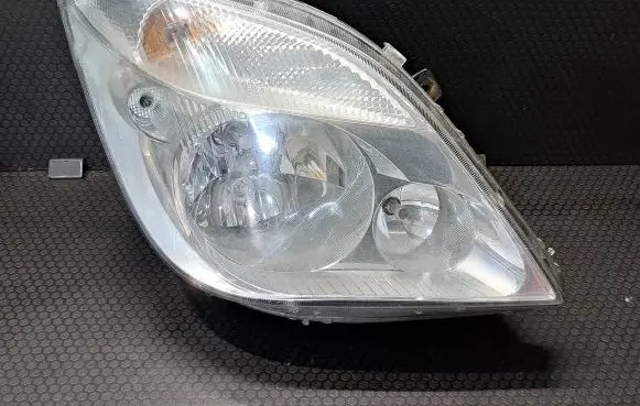 Mercedes-Benz Sprinter W906 Headlight/headlamp 24738200RE