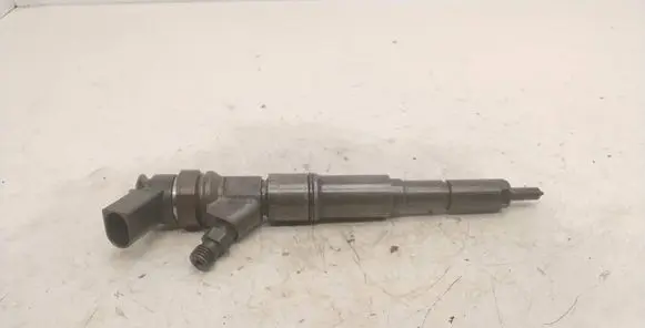 Fuel injector