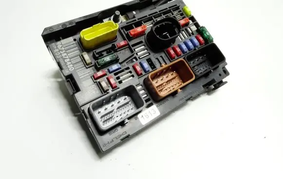 Citroen Berlingo BSM Control unit 9675878480