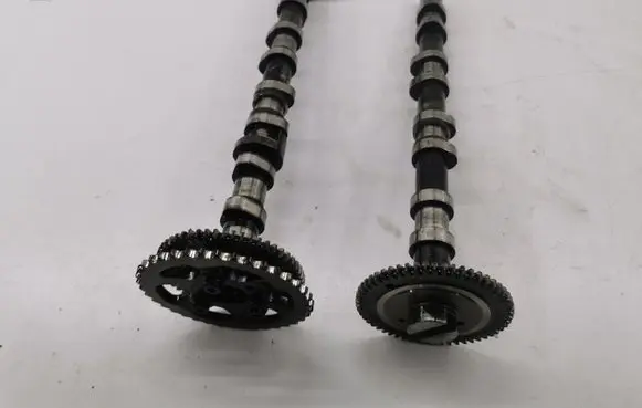 Mercedes-Benz B W245 Camshaft 