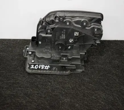 BMW X1 F48 F49 Front door lock 7281934
