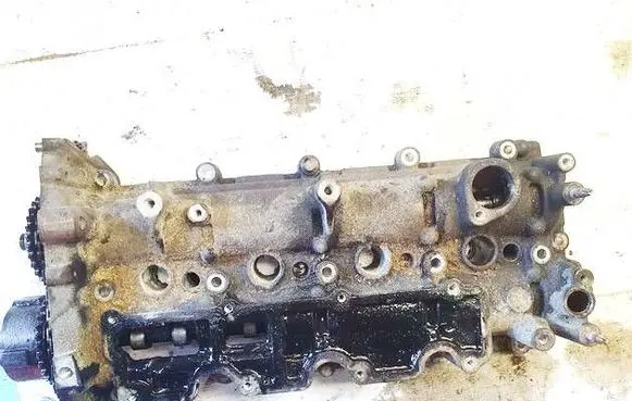 Land Rover Discovery Sport Camshaft g4036j011 g4d3-6j011-bb