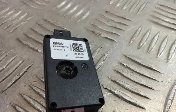 BMW X1 F48 F49 Aerial antenna filter 9289587