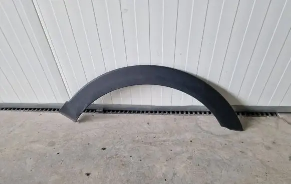 Front arch trim