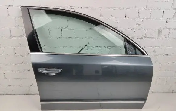 Skoda Superb B6 (3T) Front door