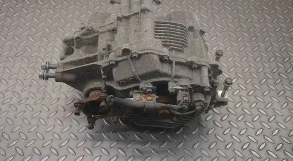 Lexus RX 450H Rear differential R420W563769 8209048011