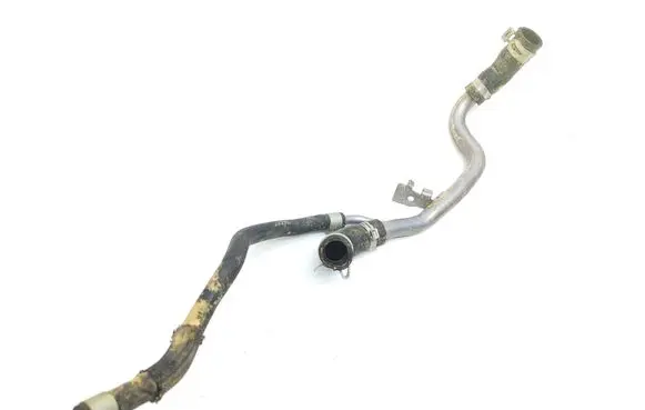 Nissan Qashqai J12 Engine coolant pipe/hose