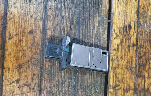 Ford Transit Mass air flow meter 8ET00914258