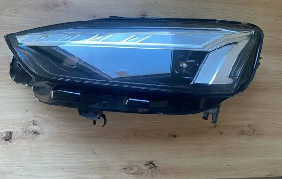 Audi A5 Headlight/headlamp 8W6941039