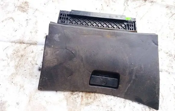 BMW 3 E46 Glove box 8203822 8196100