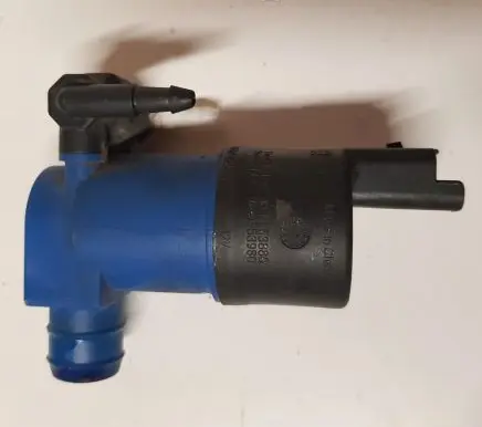 Renault Captur Windscreen/windshield washer pump 681155 246091