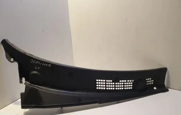 Citroen Berlingo Wiper trim 9619270777