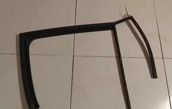 Citroen C4 Grand Picasso Rubber seal rear door 9654065580