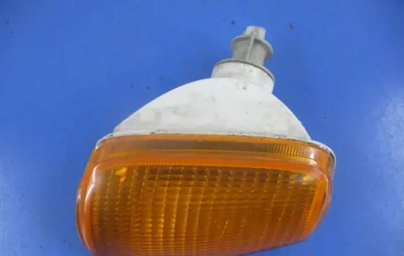 Volkswagen Polo II 86C 2F Front indicator light 867953050