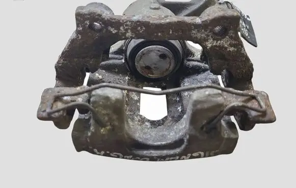 Opel Signum Rear brake caliper