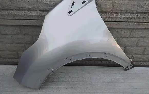 Renault Captur Fender 631018998