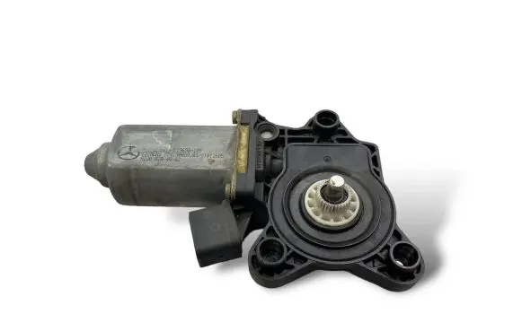 Mercedes-Benz S W220 Front door window regulator motor 119650105 A2208204542