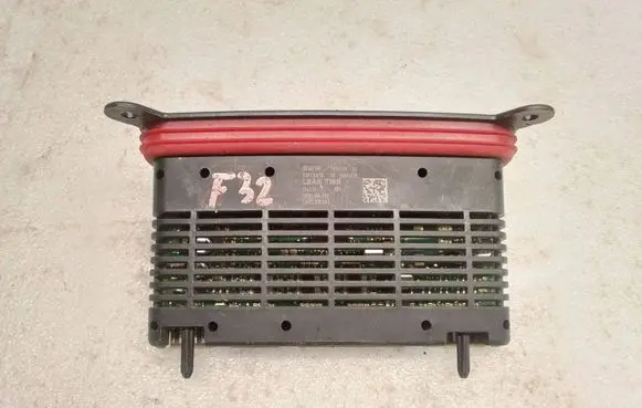 BMW 4 F32 F33 Headlight ballast module Xenon 739612801 535100818