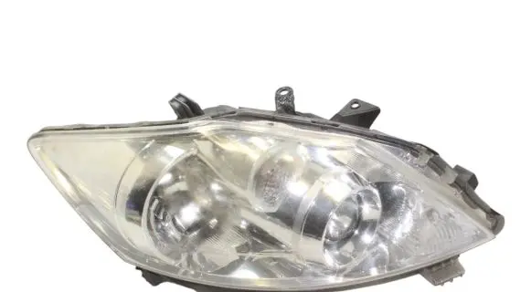 Toyota Auris 150 Headlight/headlamp 8111002A90