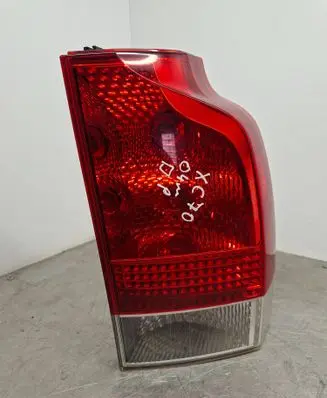 Volvo XC70 Rear/tail lights 30643333 30643335
