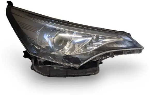 Toyota Avensis T270 Headlight/headlamp 8115002200