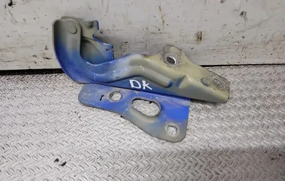 Seat Ibiza IV (6J,6P) Engine bonnet/hood hinges 6J0823302