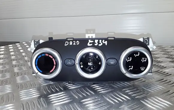 Fiat 500L Climate control unit 735579657