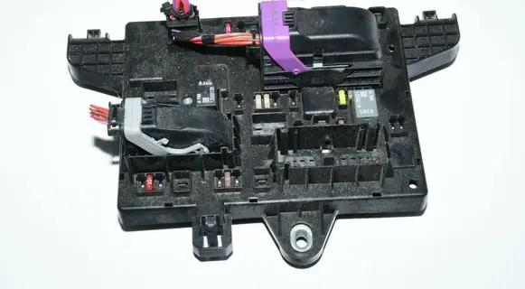 Opel Astra J Central body control module 13343950