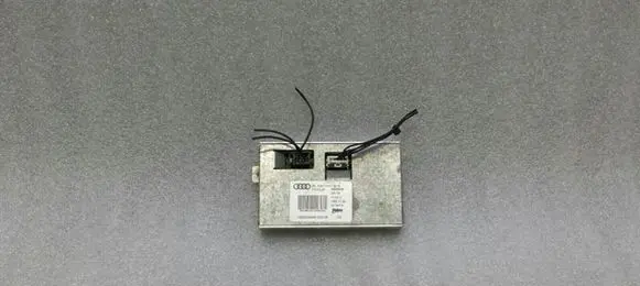 Audi A5 8T 8F Light module LCM 89500248
