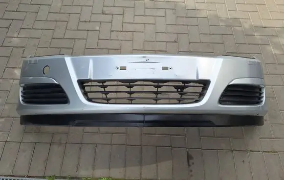 Opel Astra H Front bumper