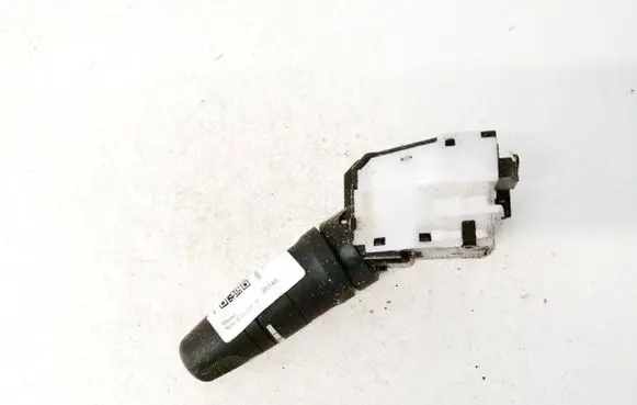 Nissan Note (E11) Wiper control stalk