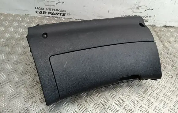 Skoda Octavia Mk2 (1Z) Glove box set 